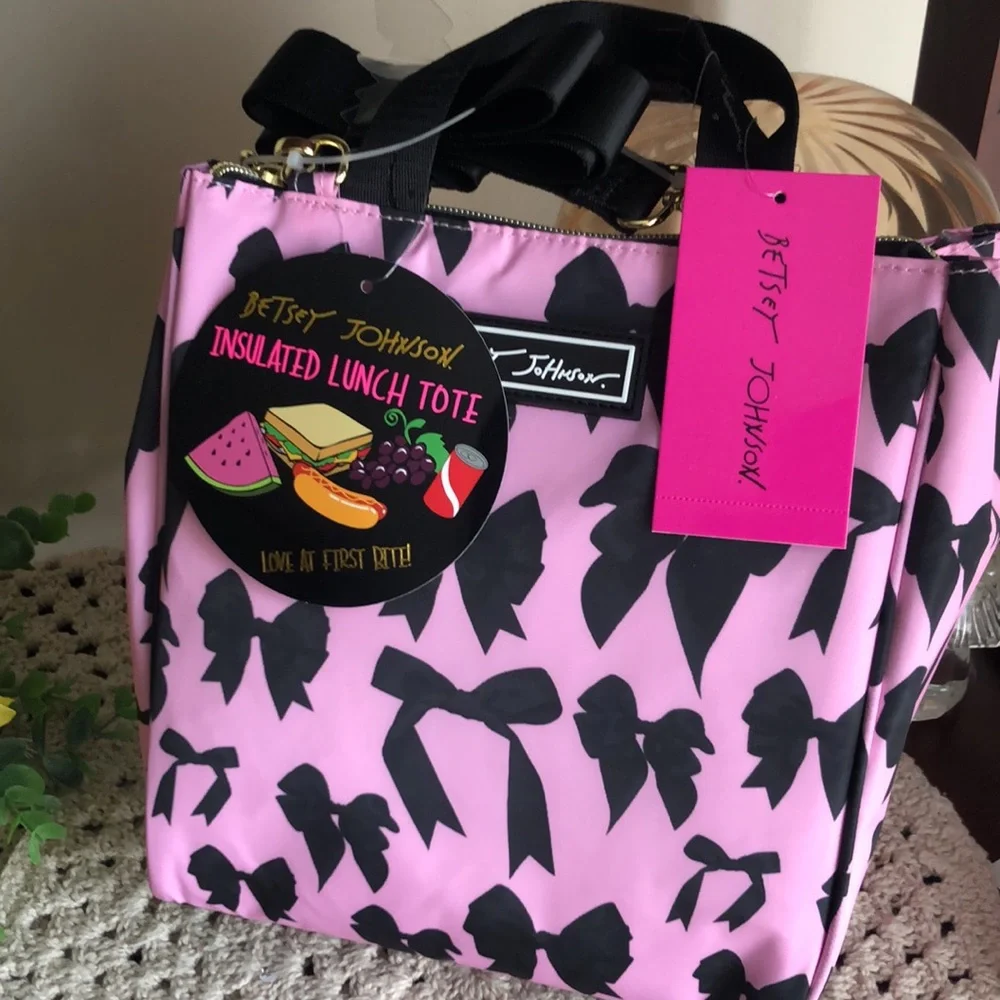 Betsey Johnson Pink and Black Bow Insulated Lunch Tote Bag